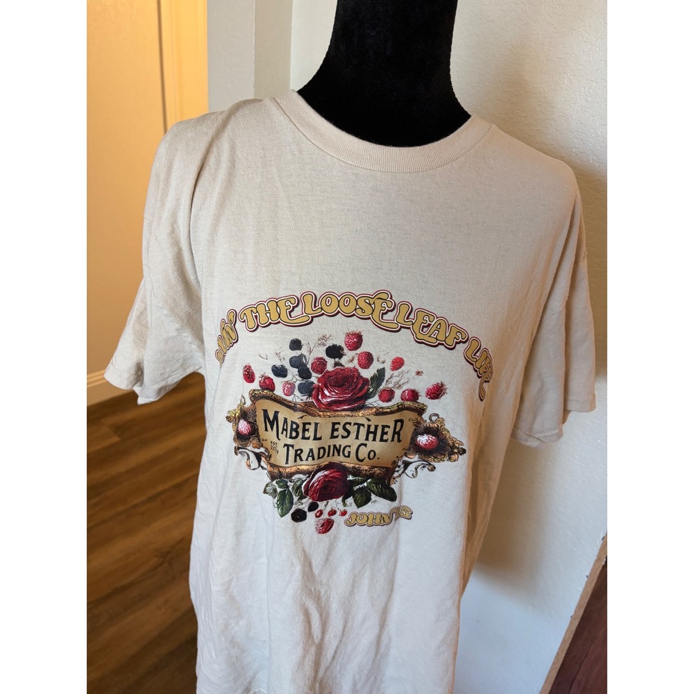 Mabel Esther Trading Co Livin The Loose Leaf Life Graphic T-Shirt Cream XL - Picture 2 of 4